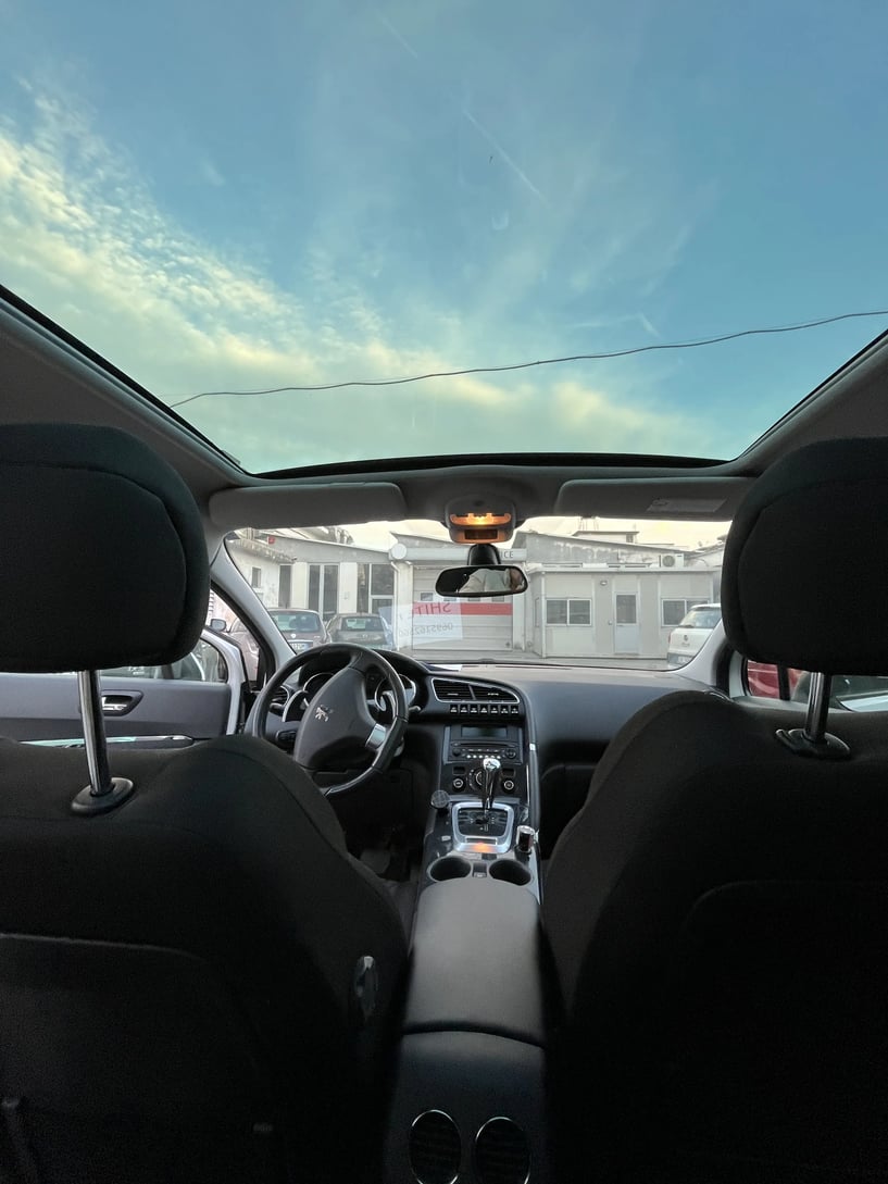 Louer une voiture à Tirana