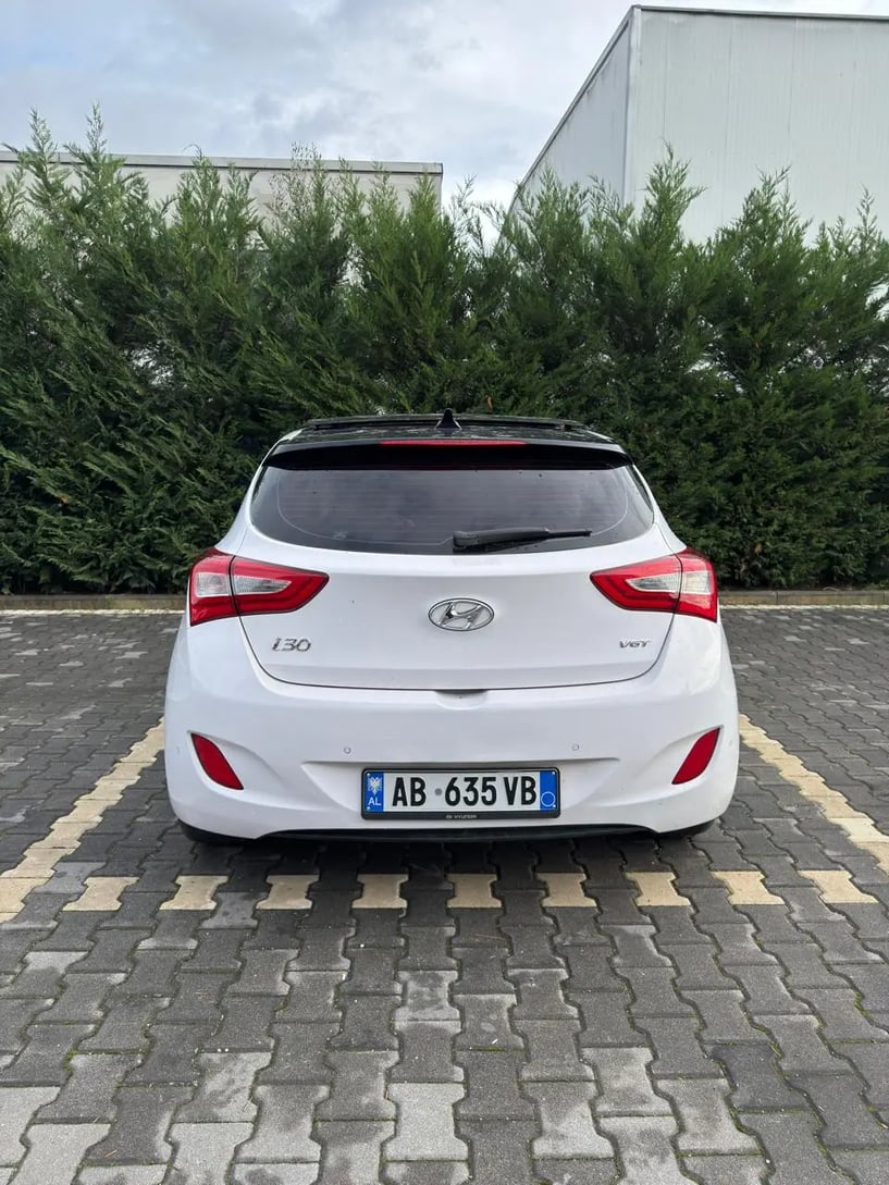 Auto mieten in Tirana