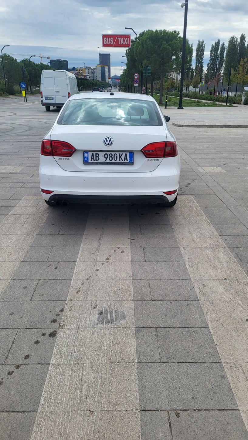 Rent a car in Tirana