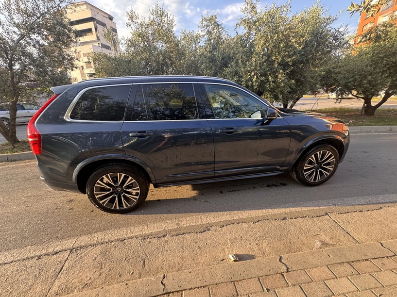Rent a car in Tirana