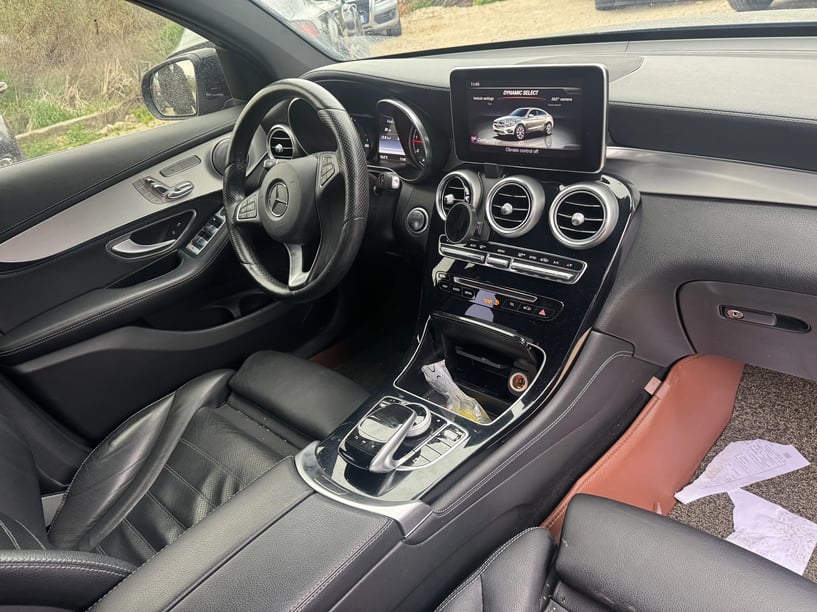 Louer une voiture à Tirana