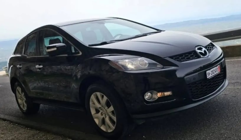 Merrni me qira një makinë në Tirana