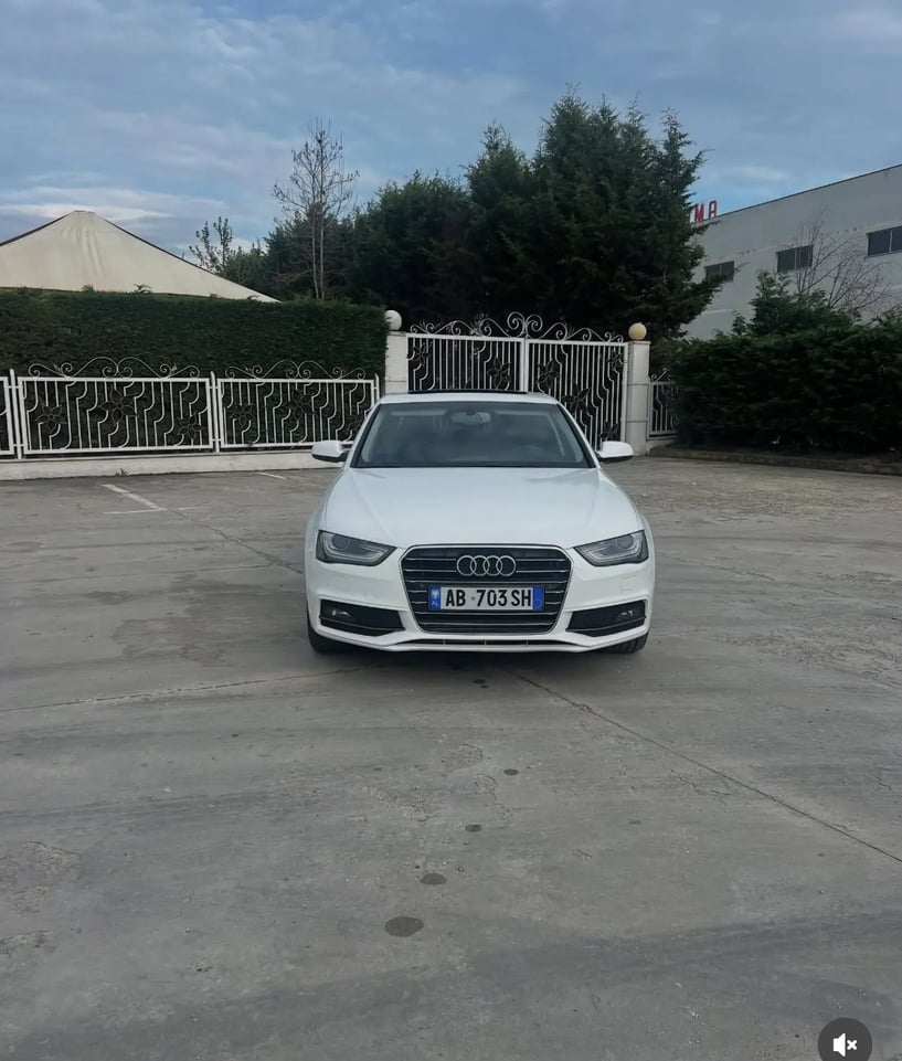 Louer une voiture à Tirana