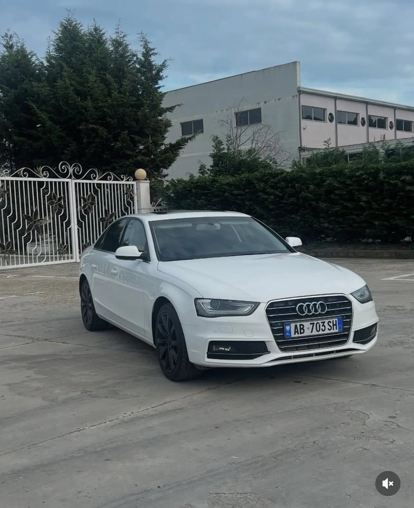 Louer une voiture à Tirana