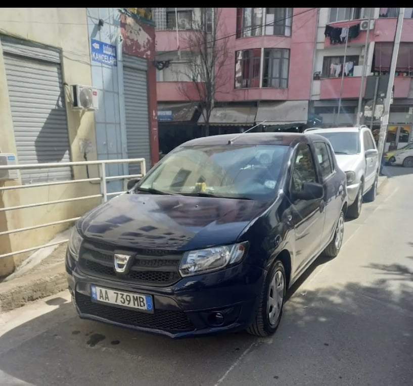 Auto mieten in Tirana
