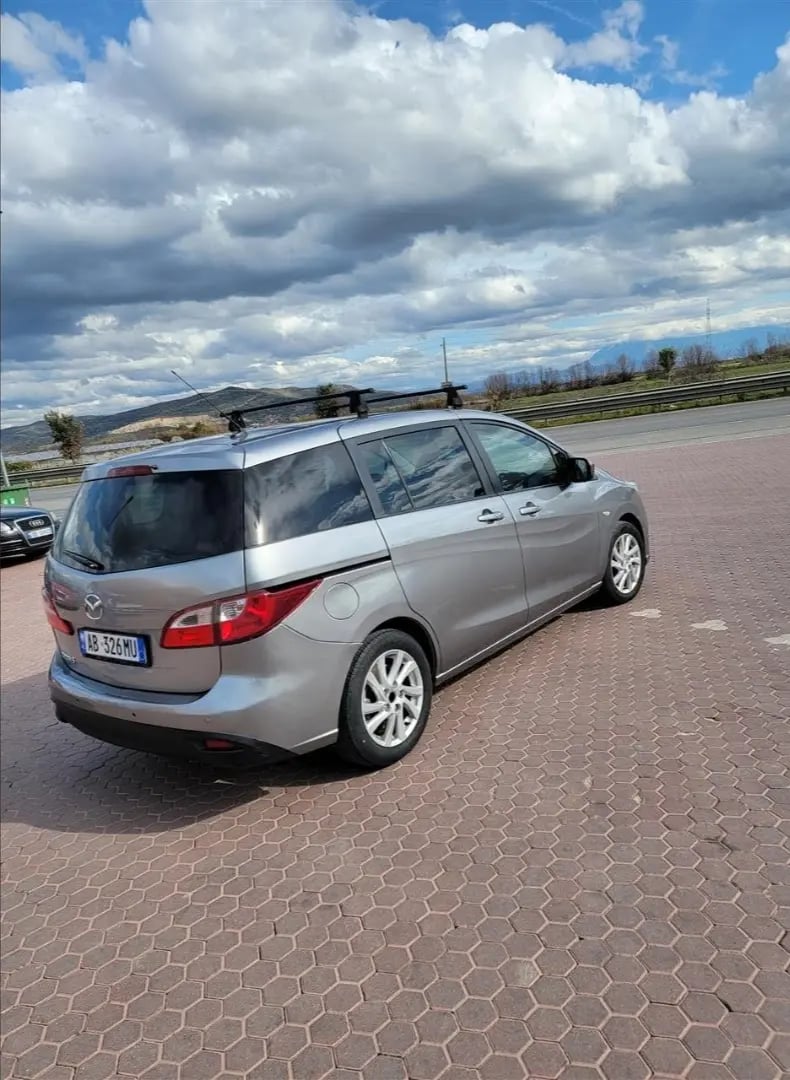 Wynajmij samochód w Tirana