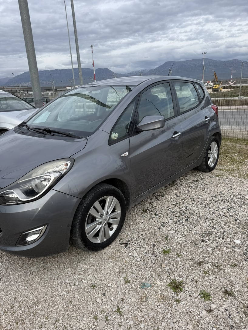Rent a car in Tirana