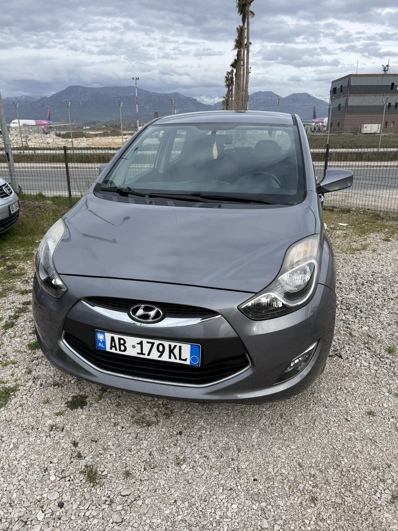Rent a car in Tirana