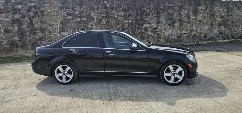 Wynajmij samochód w Tirana