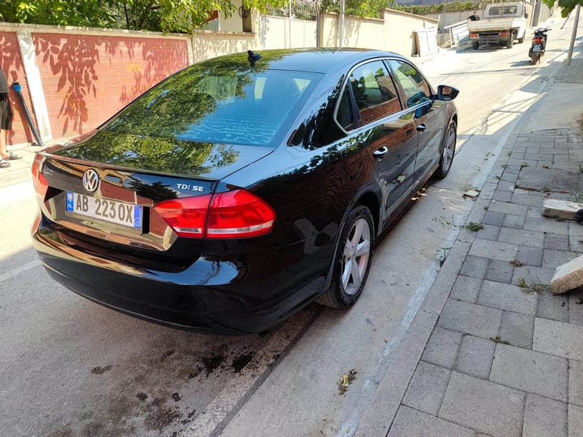 Louer une voiture à Tirana
