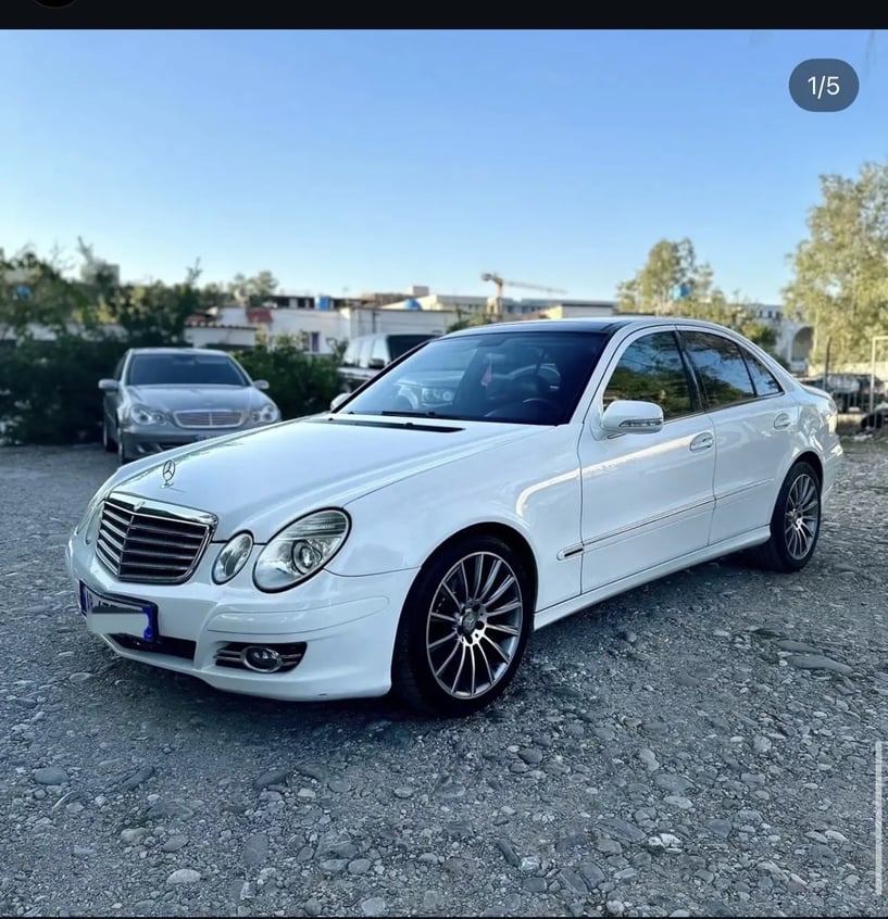 Rent a car in Tirana