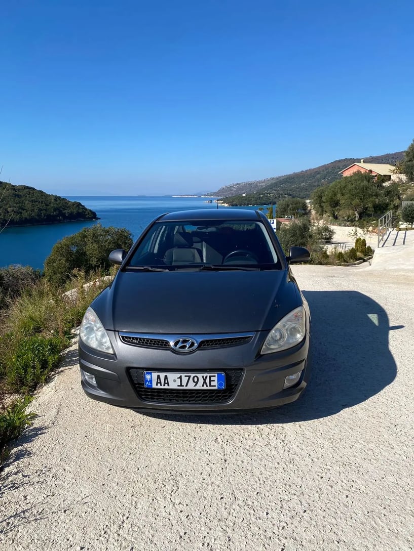 Wynajmij samochód w Sarandë