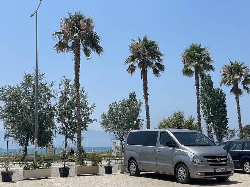 Wynajmij samochód w Tirana