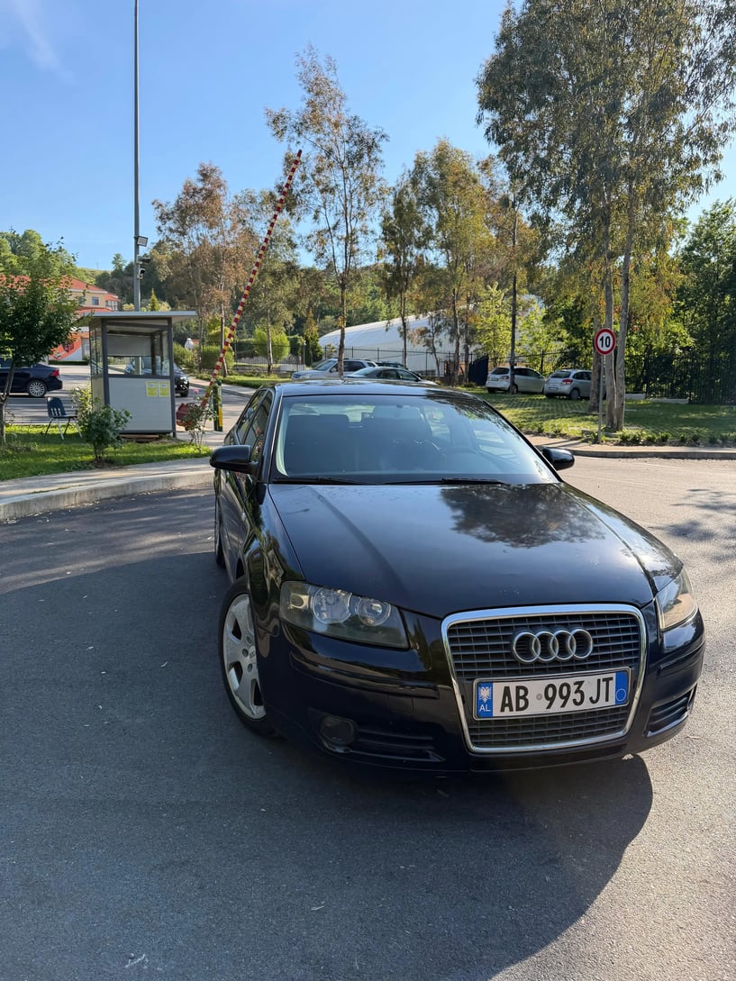Wynajmij samochód w Tirana