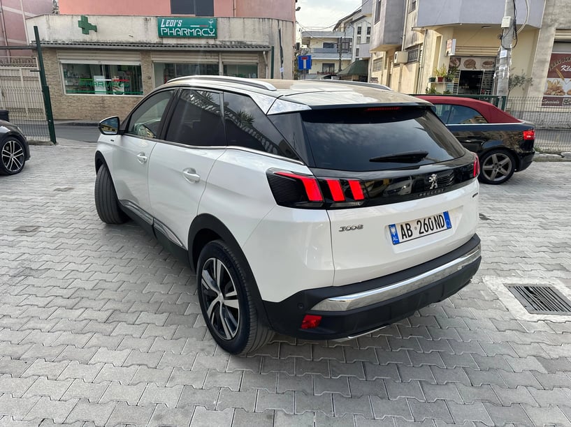 Rent a car in Tirana