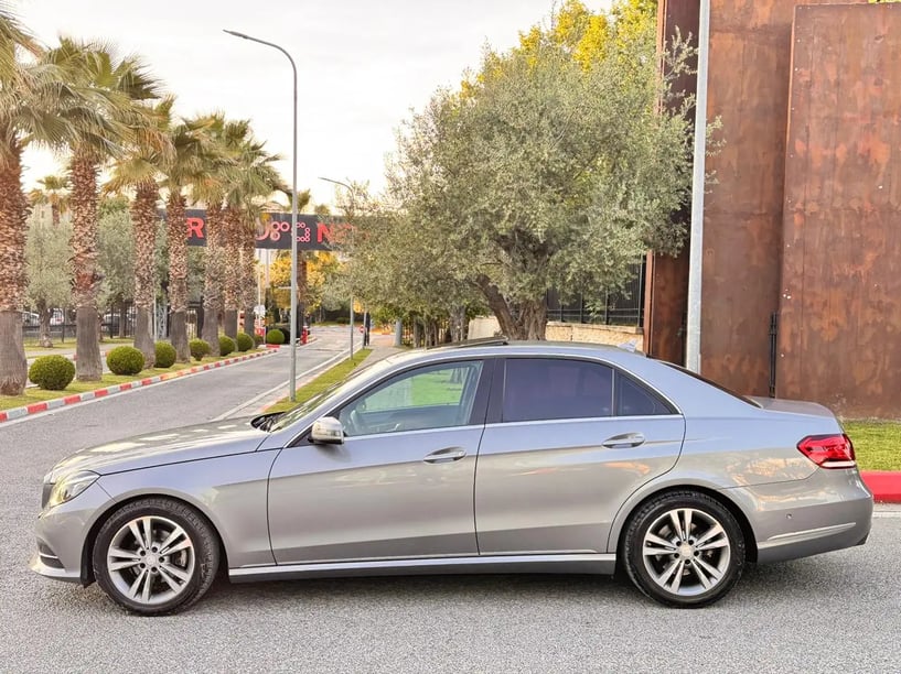 Rent a car in Tirana