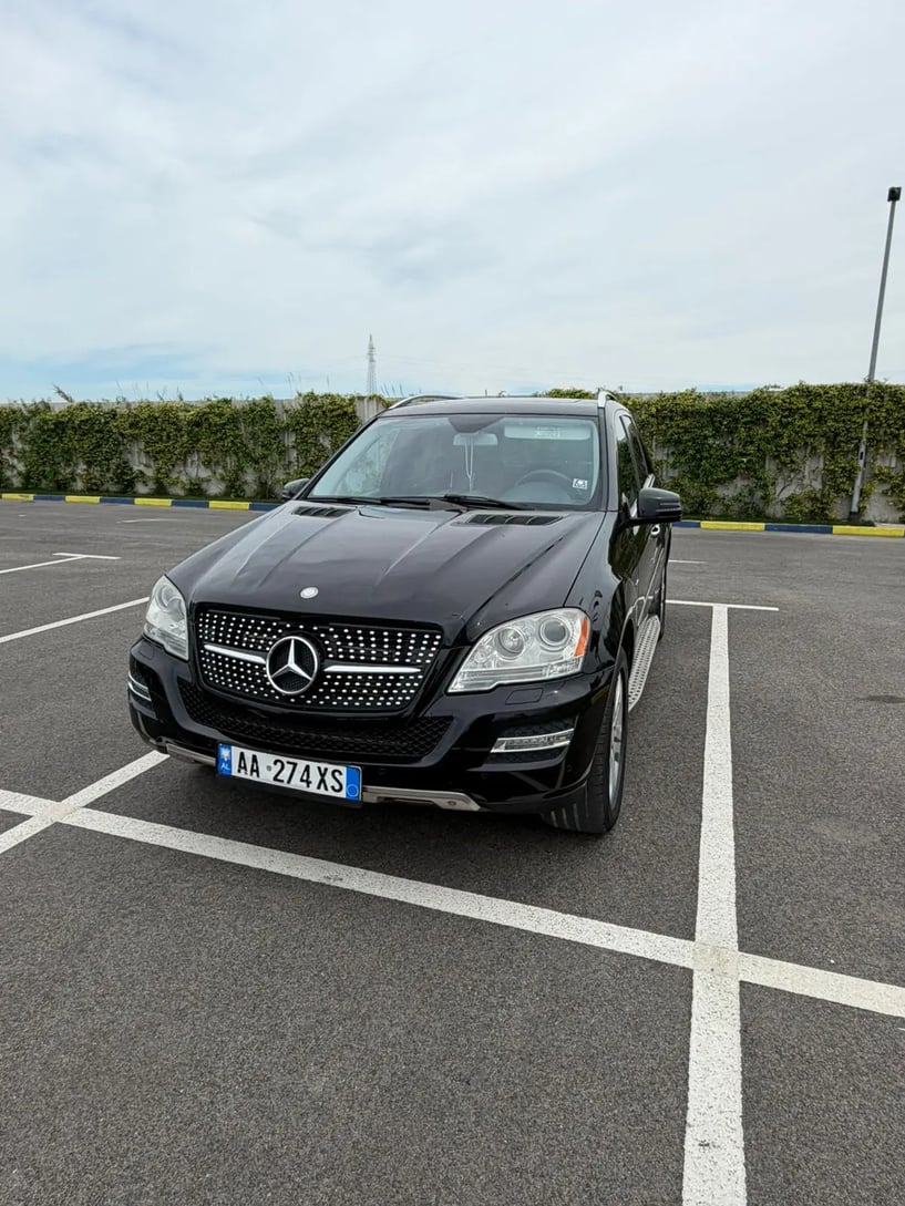 Noleggia un'auto a Durrës