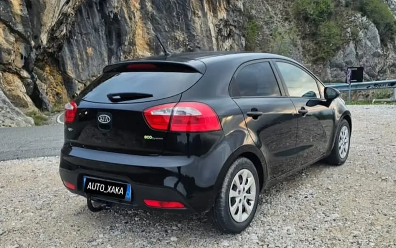 Rent a car in Tirana