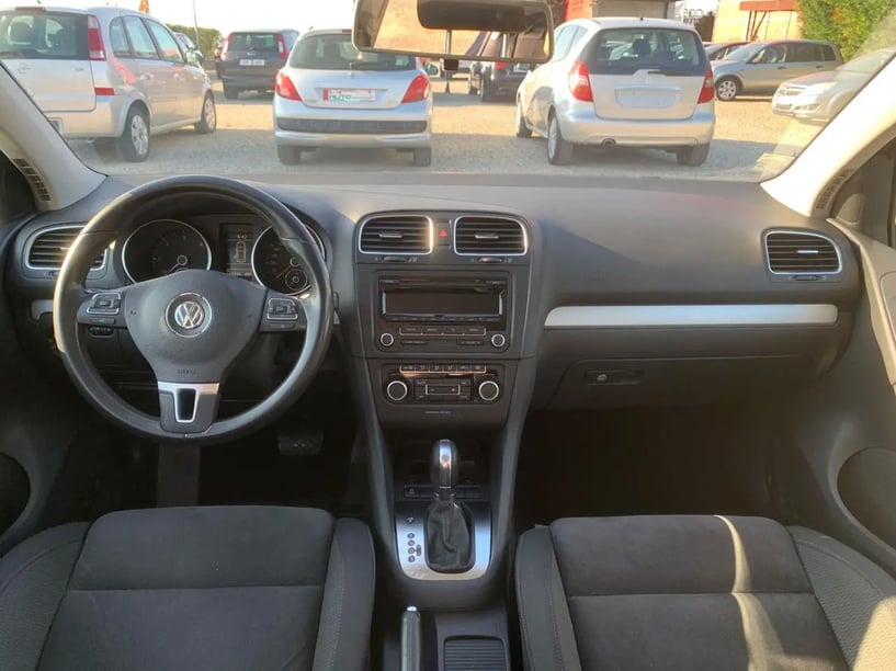 Rent a car in Tirana