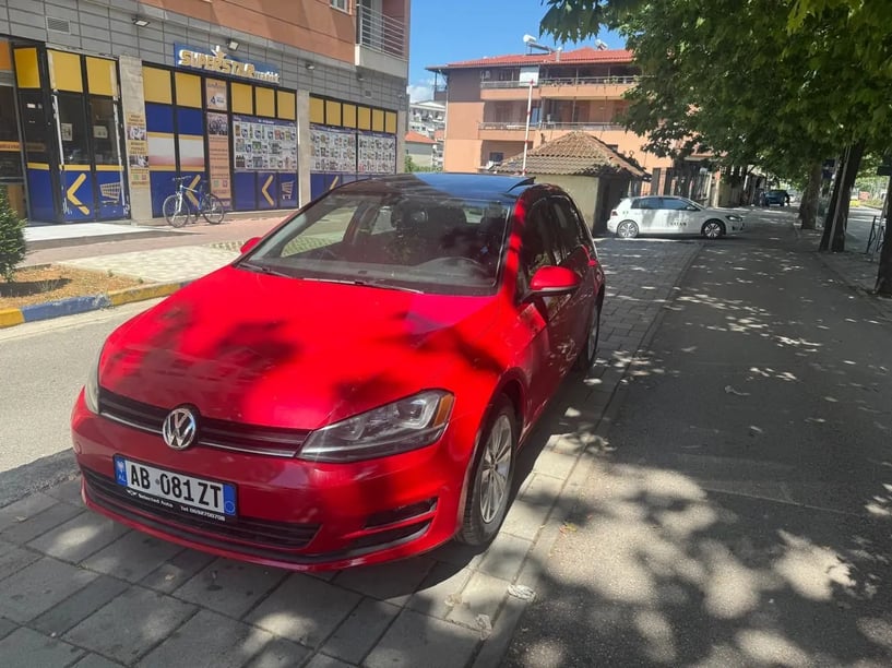 Rent a car in Tirana