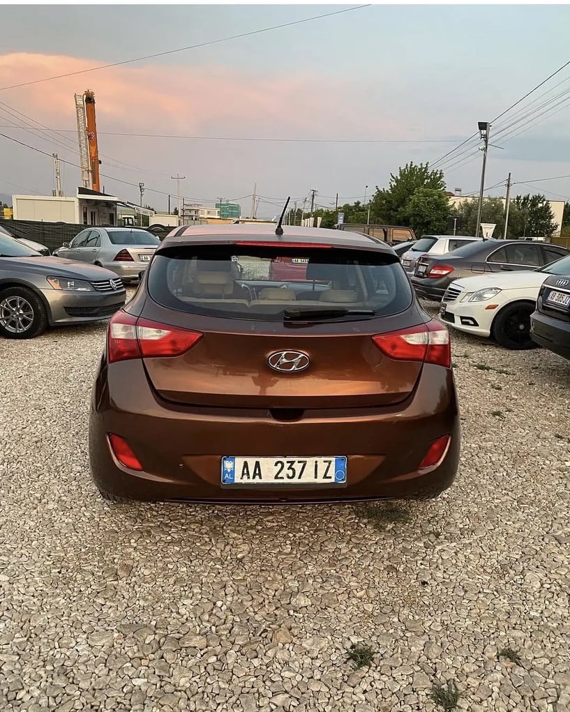 Rent a car in Tirana
