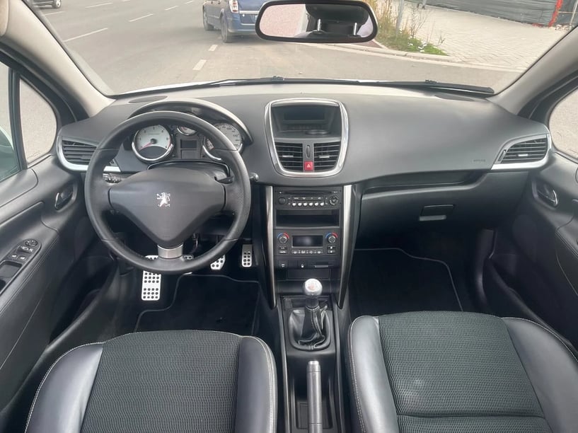 Louer une voiture à Tirana