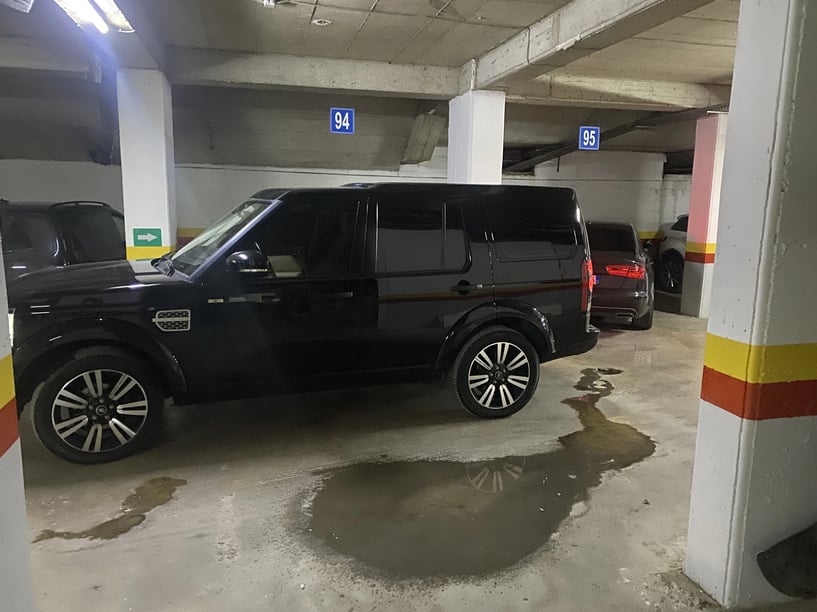 Noleggia un'auto a Tirana