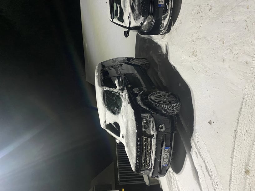 Noleggia un'auto a Tirana