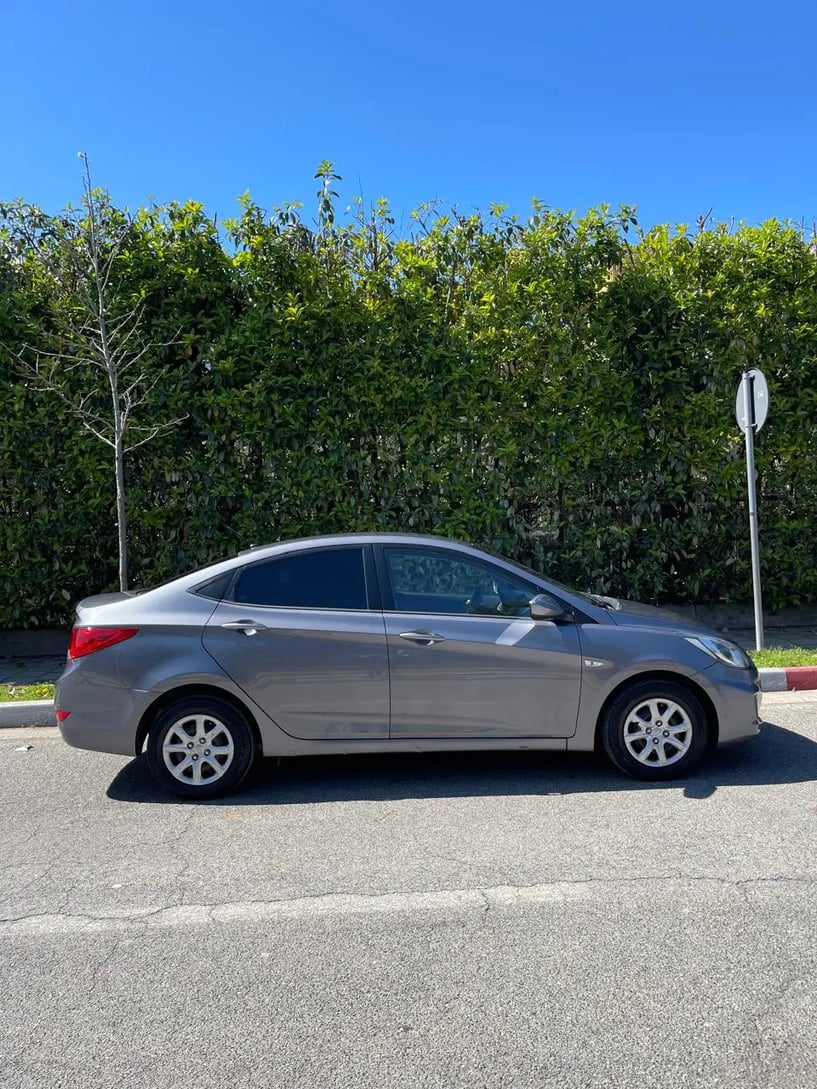 Wynajmij samochód w Tirana