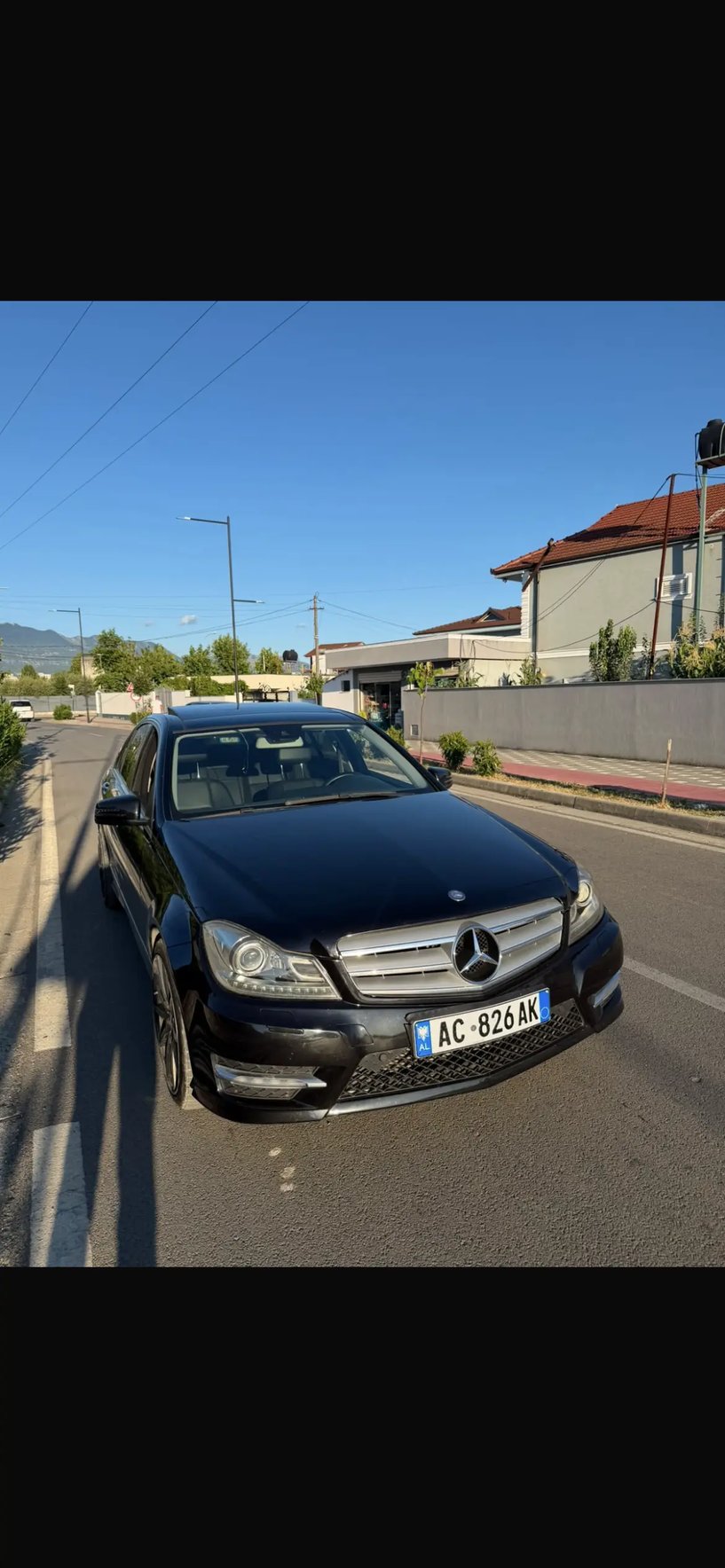 Wynajmij samochód w Tirana