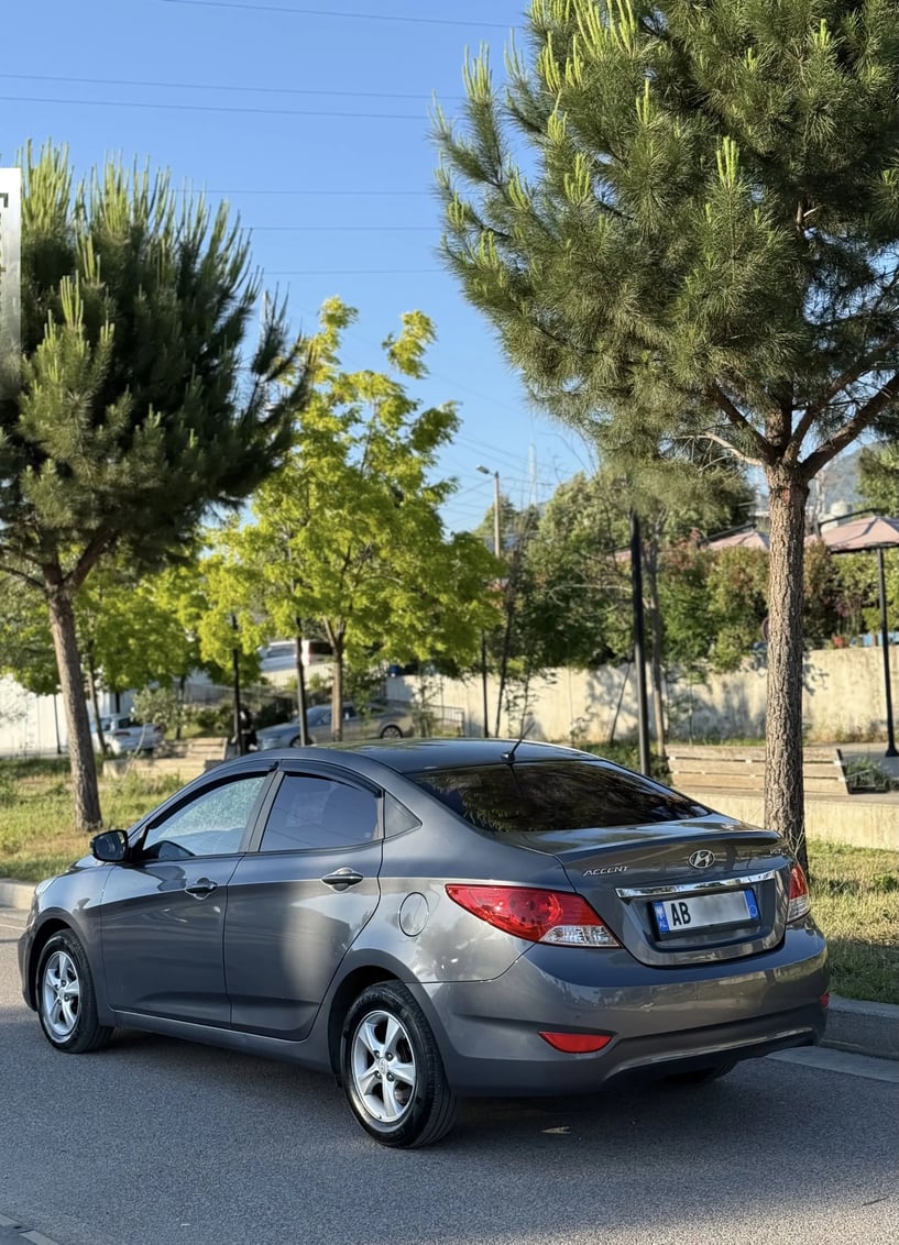 Louer une voiture à Tirana