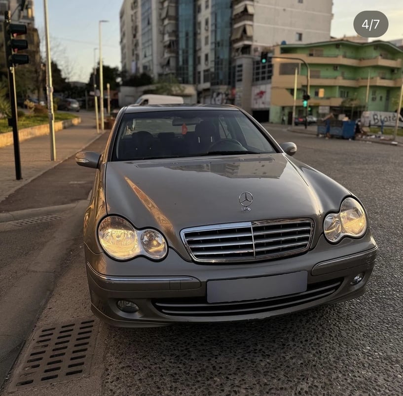 Rent a car in Tirana