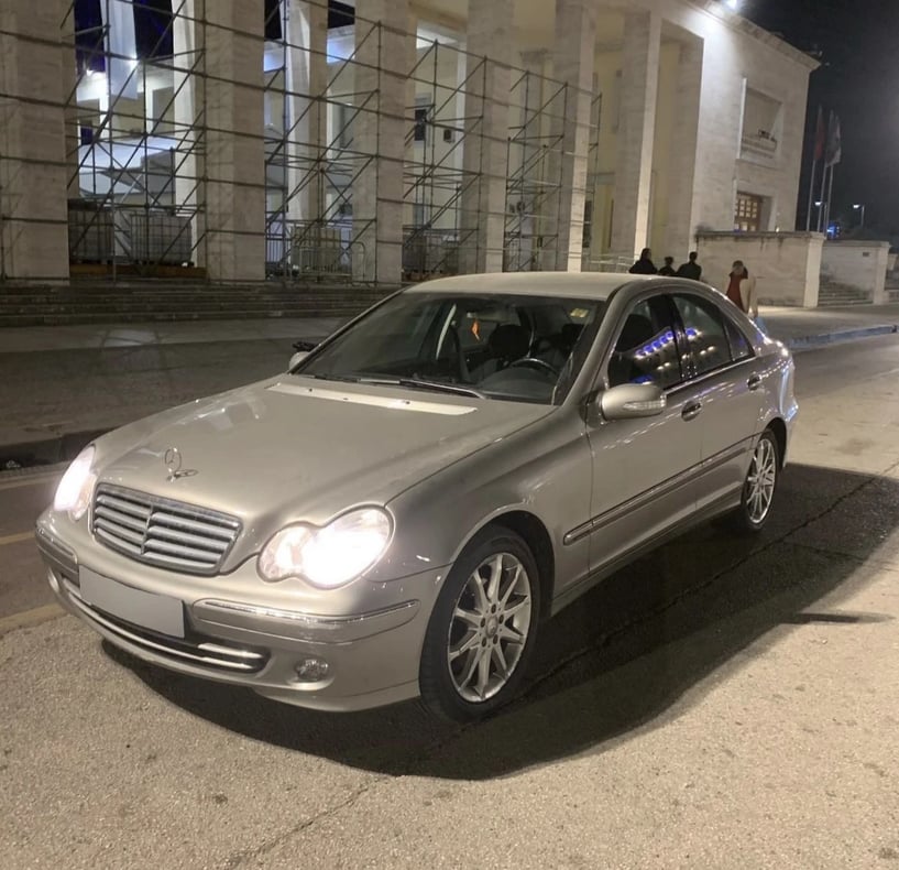 Rent a car in Tirana