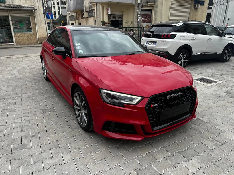Rent a car in Tirana