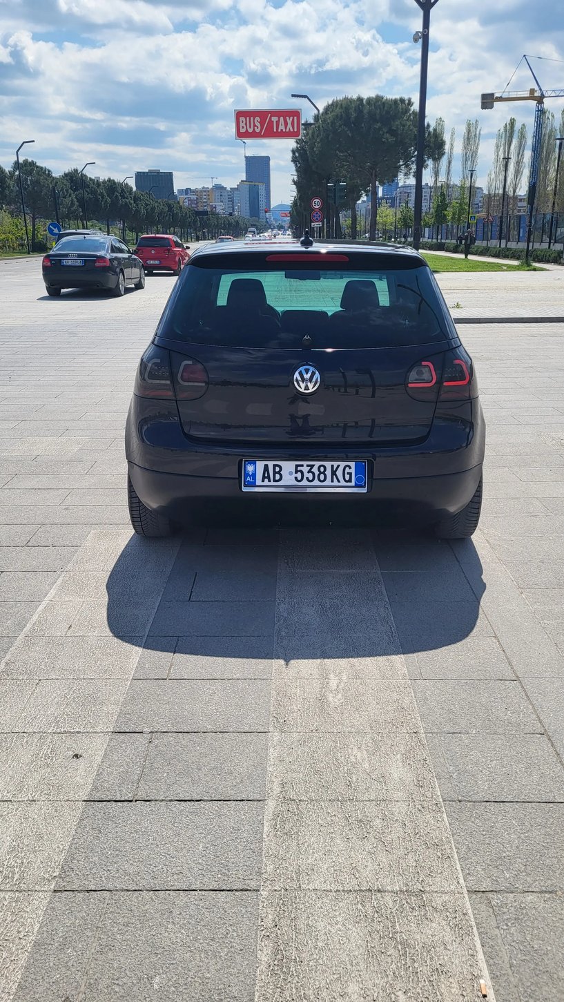 Rent a car in Tirana