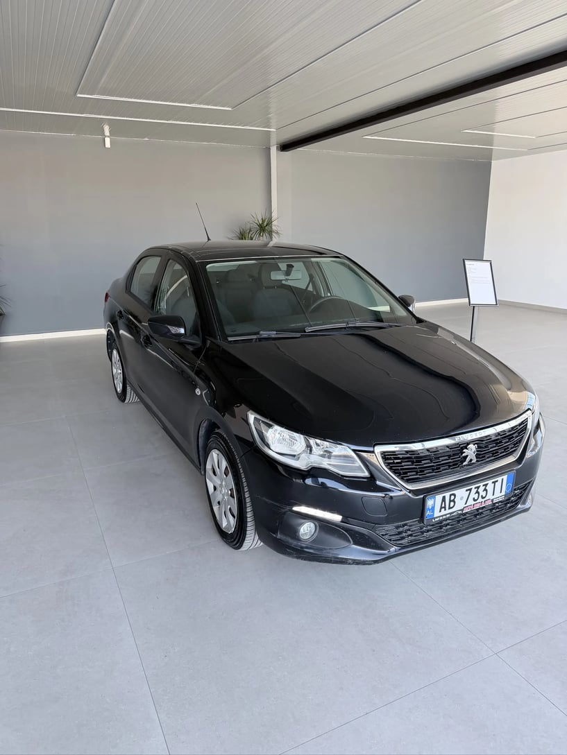 Rent a car in Tirana