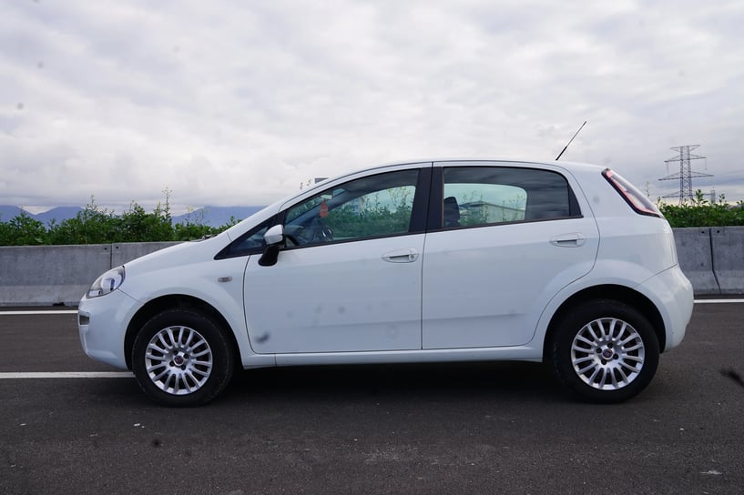 Louer une voiture à Tirana