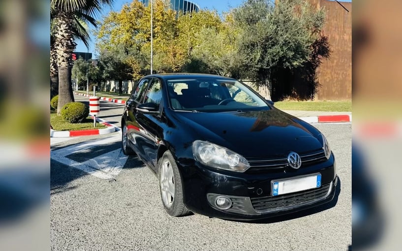 Rent a car in Tirana