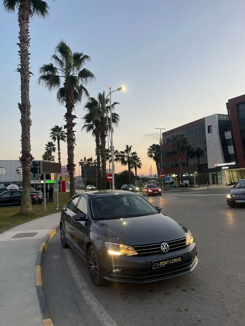 Louer une voiture à Tirana