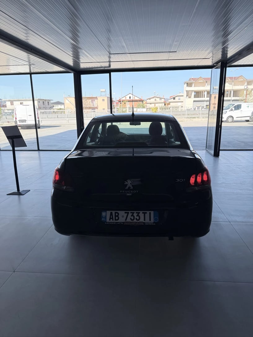 Rent a car in Tirana