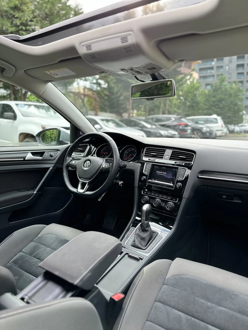 Auto mieten in Tirana