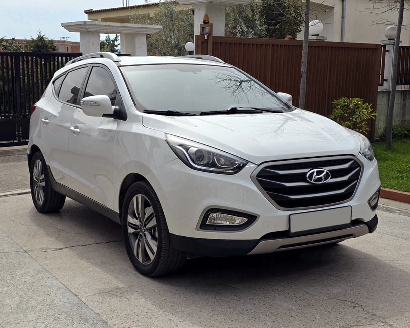 Noleggia un'auto a Tirana