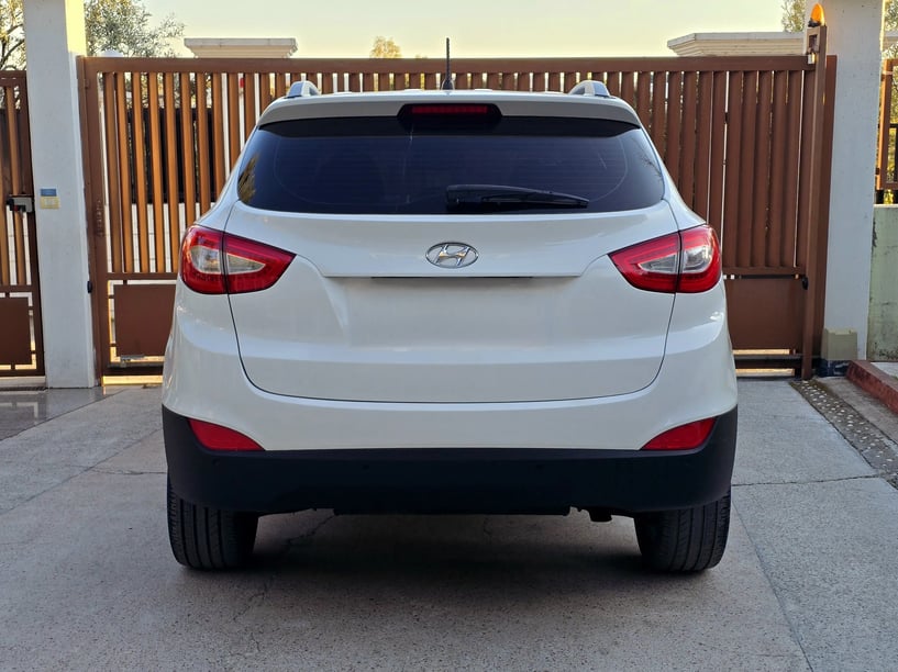 Noleggia un'auto a Tirana