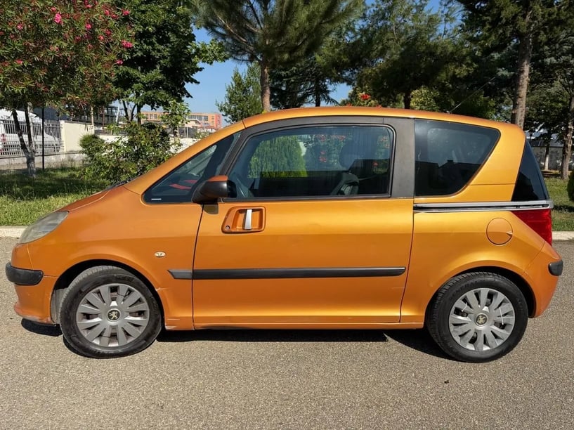 Rent a car in Durrës