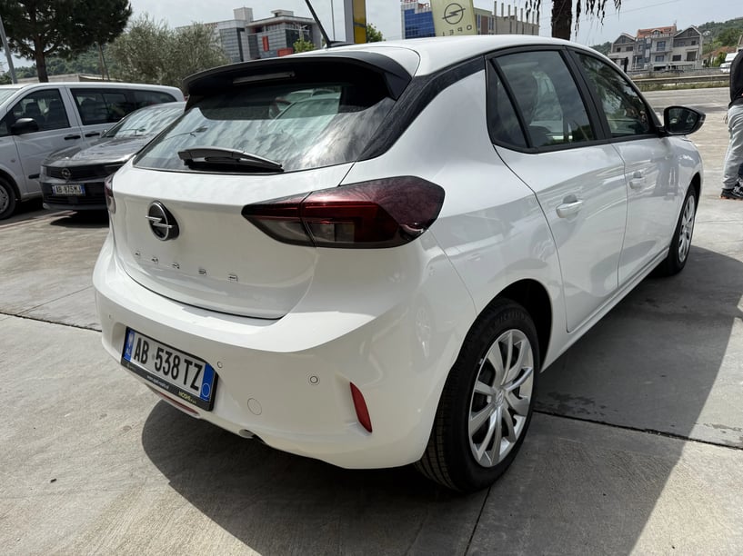 Rent a car in Tirana