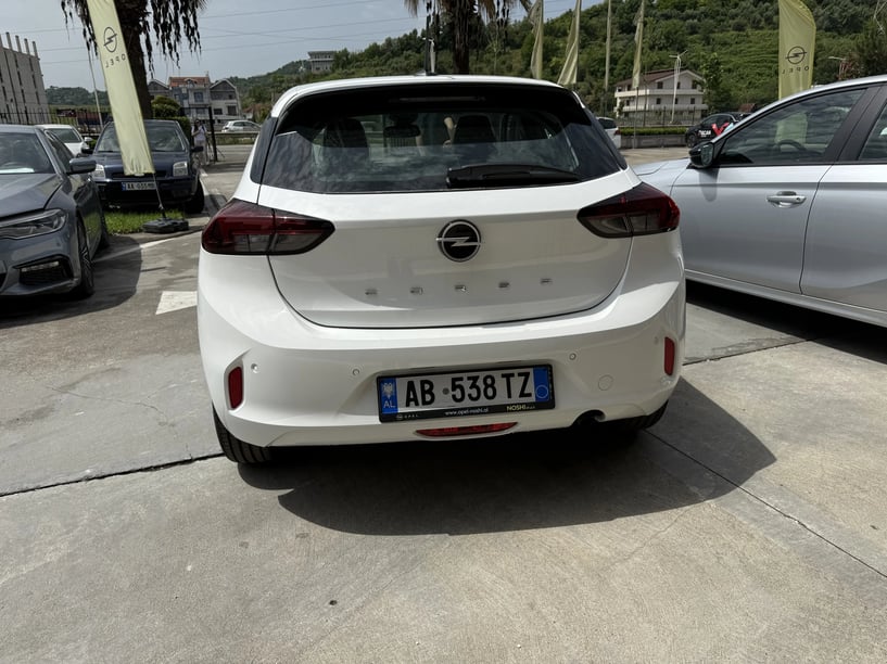 Rent a car in Tirana