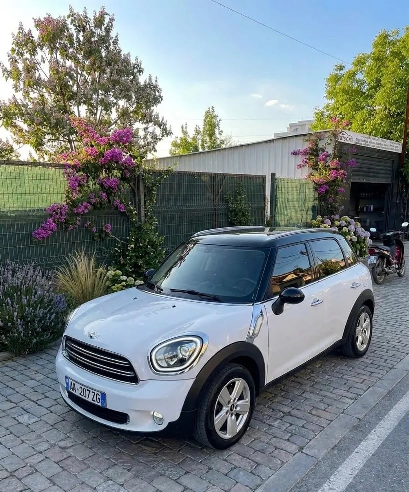 Auto mieten in Tirana
