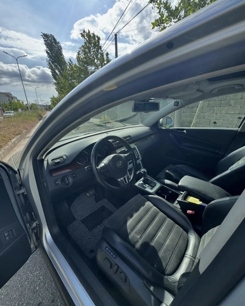 Rent a car in Tirana