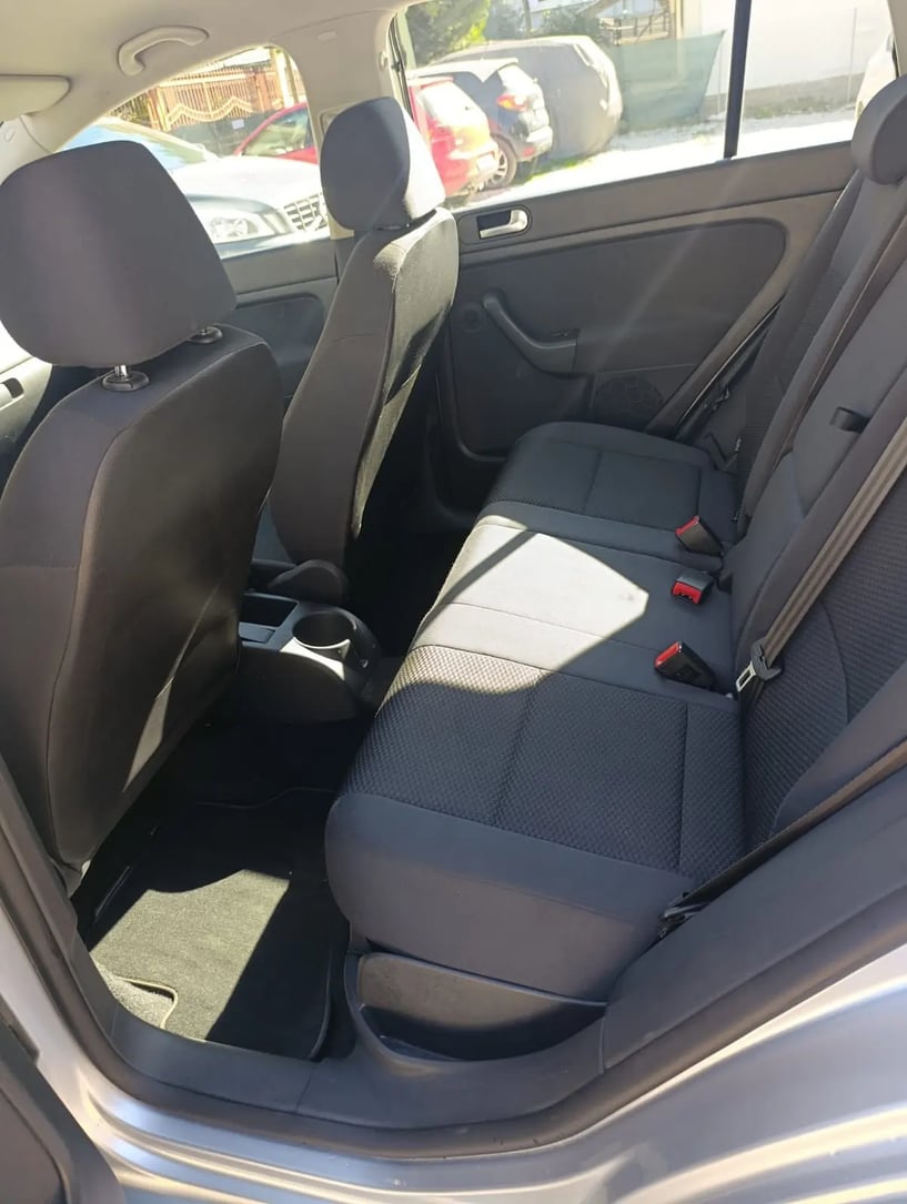 Rent a car in Tirana