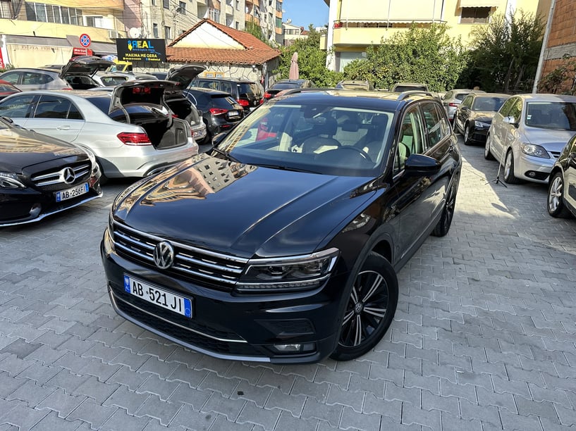 Rent a car in Tirana